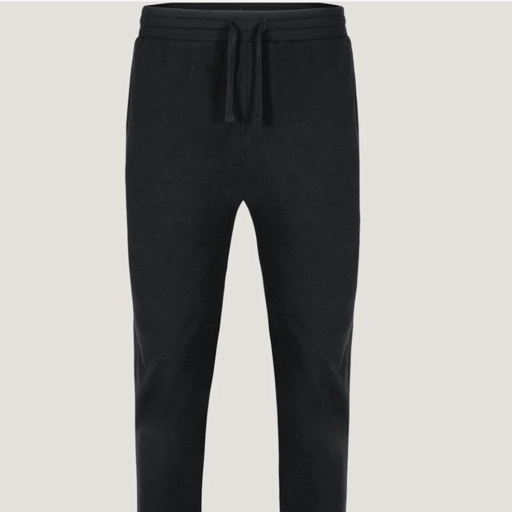 Fresh Clean Threads, Mens black Joggers, size medium